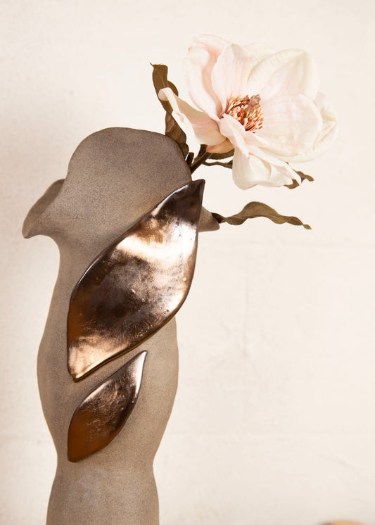 GUMNUT VASE VI