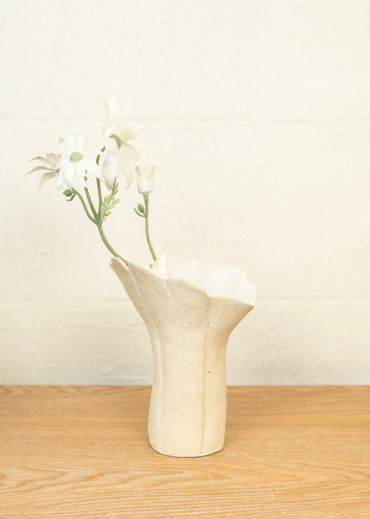 SAKU VASE