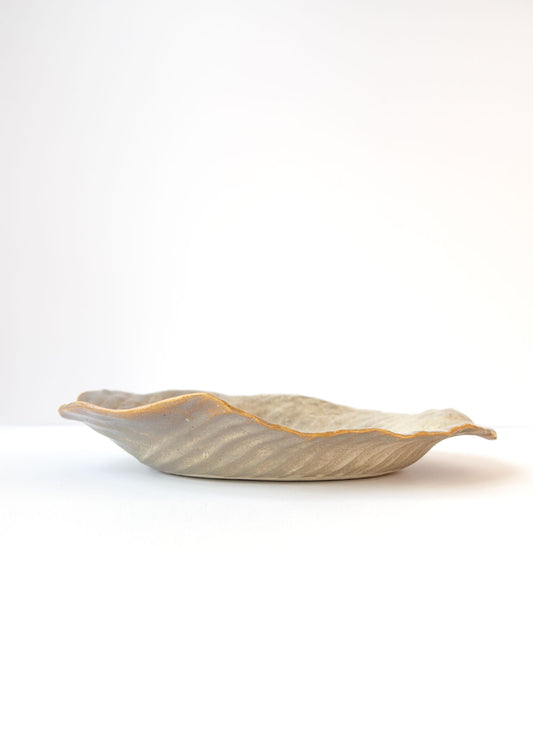 HOME FLUTED ISHI OVAL PLATTER