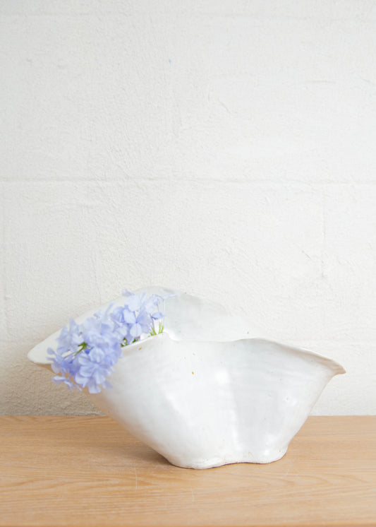 NAMI WHITE VASE