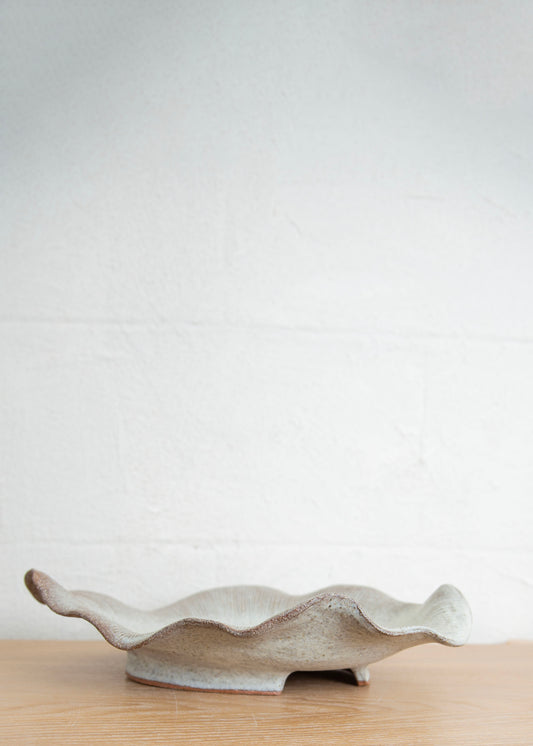 MUSHROOM OVAL FOOTED PLATTER