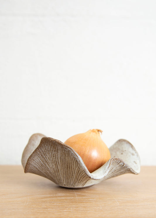 MUSHROOM SMALL BROWN SIDE DISH